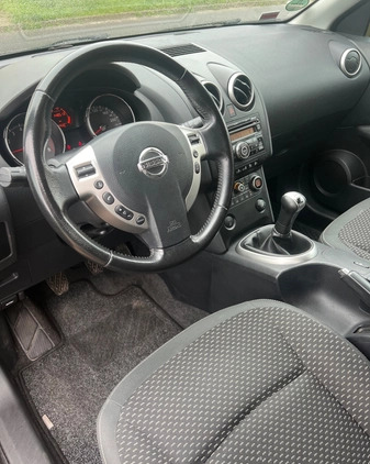 Nissan Qashqai cena 27499 przebieg: 148500, rok produkcji 2010 z Słupsk małe 137